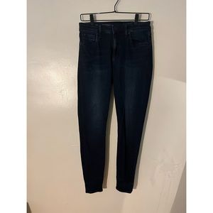 Kut from the Kloth Hi Rise Toothpick Skinny jeans, size 6